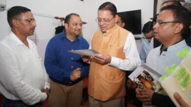मुख्यमंत्री से विभिन्न कर्मचारी संगठनों के प्रतिनिधिमंडलों ने की भेंट
