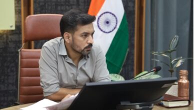 राजस्व वसूली में ढिलाई पर बरतेगी सख्ती, डीएम ने दी कड़ी चेतावनी