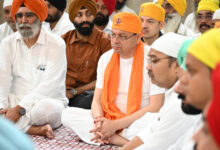‘सेवा संकल्प अभियान’ के तहत नानकमत्ता पहुँचे मुख्यमंत्री धामी, स्वच्छता अभियान में किया श्रमदान